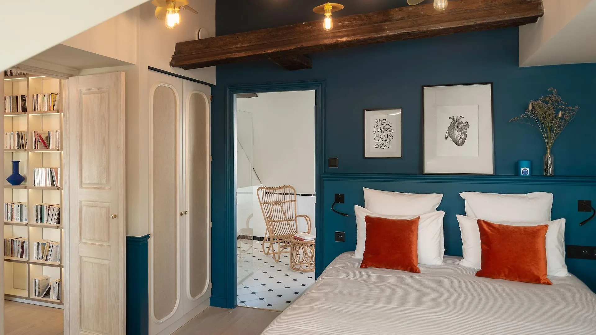 ***  Chouchou Hotel Paris France